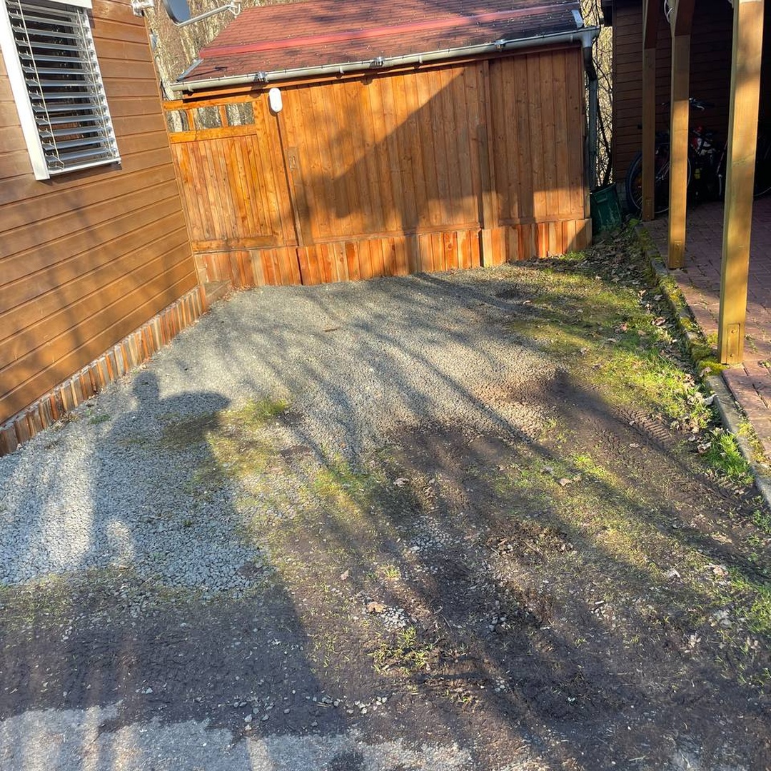 Gartenfläche vorher, unbefestigt